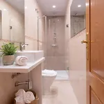 Genteel Templo Apartment